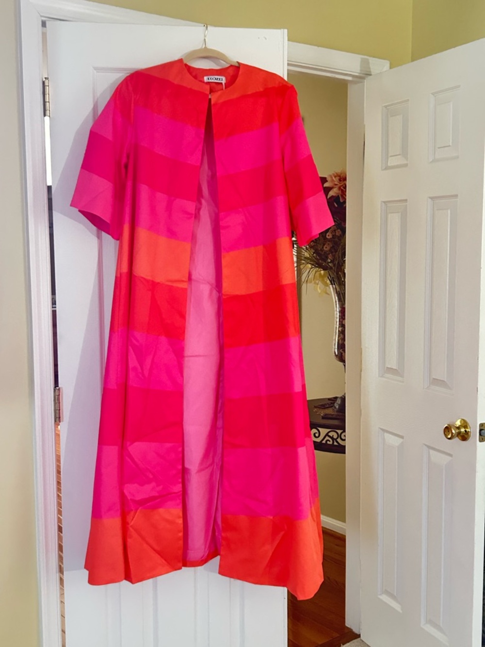 💓Bright Pink and Orange Striped Maxi Kimono🧡 - Picture 6 of 7
